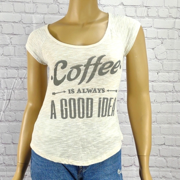 Maurices Tops - Maurices size XS cream "coffee" short sleeved Shirt